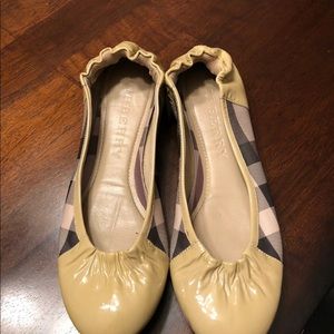 Burberry Flats